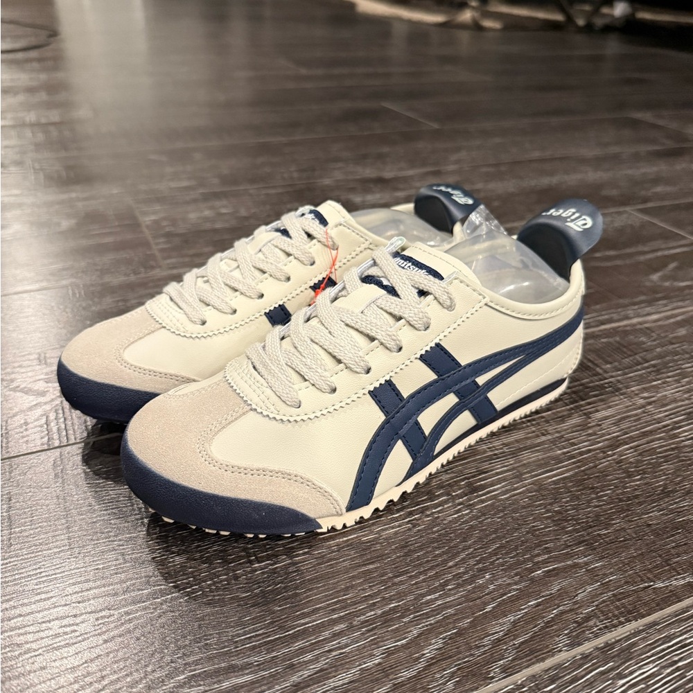 Onitsuka Tiger 2023 Mexico 66 'Birch Peacoat